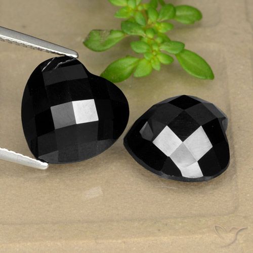 13.94 ct Black Spinel, 12.1 x 11.7 mm Heart Rose Cut From Thailand, Photo A