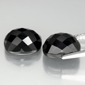 Spinel Gemstone in 9.9 x 8.1 mm Size for Sale, Spinel Stone in Black Color