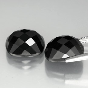 Spinel Gemstone in 10 x 8.1 mm Size for Sale, Spinel Stone in Black Color