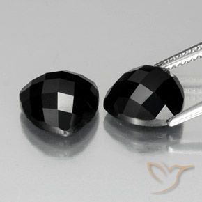Spinel Gemstones in 10 x 10 mm (calibrated) Size for Sale, Spinel Stones in Black Color