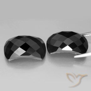 Spinel Gemstones in 18.2 x 12 mm Size for Sale, Spinel Stones in Black Color