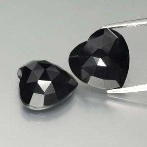 8.6ct Heart Rose-Cut Black Spinel Gem for sale 8.6ct Heart Rose-Cut Black Spinel Gem (ID: 379044)