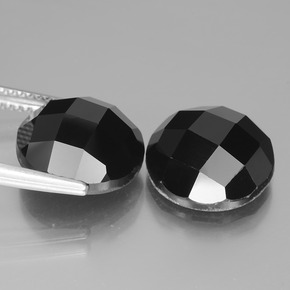 Spinel Gemstones in 12 mm (calibrated) Size for Sale, Spinel Stones in Black Color