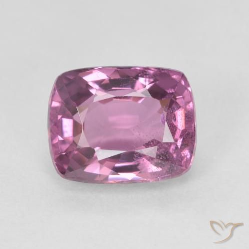 1,64 ct lila Spinell, 7,3 x 5,8 mm Kissenschliff aus Tansania, Photo A