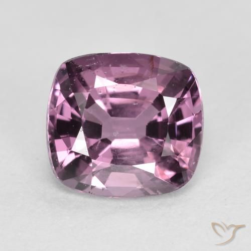 Espinela Corte en Forma Cojín de 1,08 ct de Tanzania, Dimensión 6,3 x 5,8mm, Claridad VS, Piedra preciosa natural No tratado, 1 pieza de Espinela en color medium dark-purple, Dureza Mohs de 8 Adecuado para joyas de uso diario, Photo A