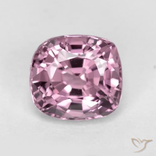 6,4 x 5,9mm lila Spinell im Kissenschliff aus Tansania, Gewicht 1,3 ct, Garantiert echter Edelstein in VS Reinheit, 1 Stück Spinell - die Farbe ist Mittelviolett, Mohs-Härte von 8 Geeignet für den täglichen Gebrauch im Schmuck, Photo A