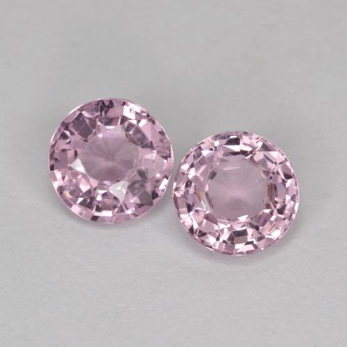 4 9 Mmマッチング非常に薄いピンクがかった紫スピネルペア 重量合計1 02カラット 平均 各0 51カラット 天然のジェムストーン 半透明のvs 非常に薄いピンクがかった紫ーカラー モース硬度8 デイリーウェアジュエリーに適しています
