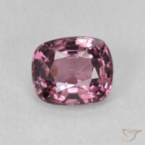 1.05ct Natural Medium Dark-Purple espinela, Forma Cojín, VVS-VS, Photo A