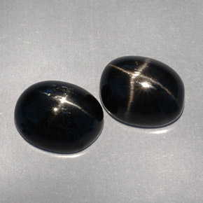 7.03 ct Black Star Diopside Stone, Natural Star Diopside in Oval Cabochon Shape for Sale