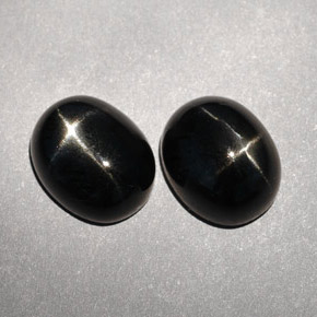 7.38 ct Black Star Diopside Stone, Natural Star Diopside in Oval Cabochon Shape for Sale