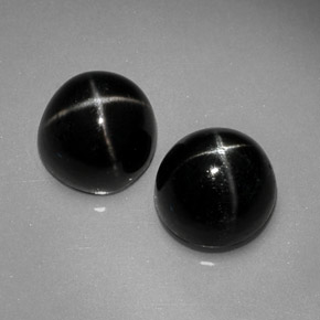 4.83 ct Black Star Diopside Stone, Natural Star Diopside in Round Cabochon Shape for Sale