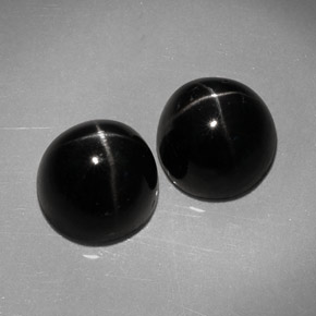 4.97 ct Black Star Diopside Stone, Natural Star Diopside in Round Cabochon Shape for Sale