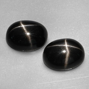 4.52 ct Black Star Diopside Stone, Natural Star Diopside in Oval Cabochon Shape for Sale