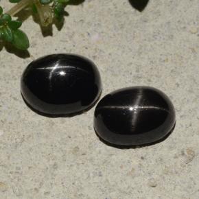 Black Star Diopside Gem - 2.5ct Oval Cabochon (ID: 479175)