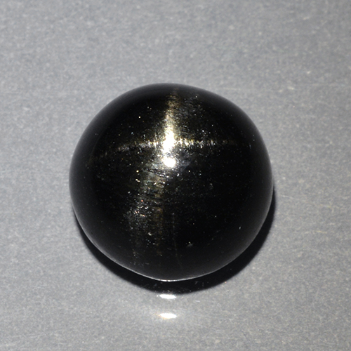 9,1mm runder schwarzer Sterndiopsid aus Indien, Gewicht von 4,17 ct, natürlicher Edelstein in Opaque Reinheit, 1 Stück runder Sterndiopsid - Farbe: Schwarz, Mohs-Härte von 5 - 6, Photo A