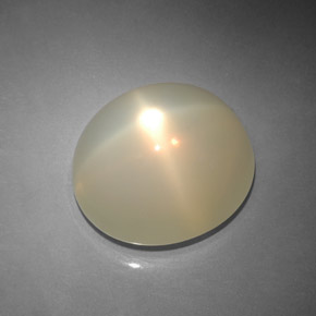 23.64 ct Cream Star Moonstone Gemstone, Star Moonstone Gem in Oval Cabochon Shape for Sale.