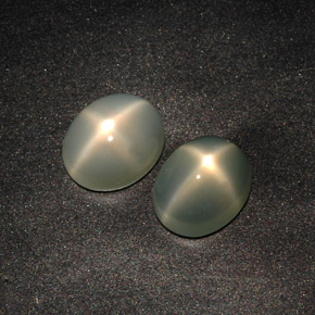 8.47 ct Green Star Moonstone Gemstone, Star Moonstone Gem in Oval Cabochon Shape for Sale.