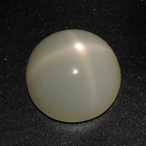 11.31 ct Cream Star Moonstone Stone, Natural Star Moonstone in Round Cabochon Shape for Sale