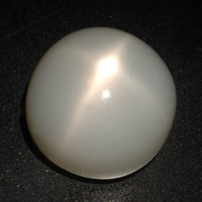 21.45 ct Cream Star Moonstone Stone, Natural Star Moonstone in Round Cabochon Shape for Sale