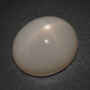 20.07 ct Cream Star Moonstone Gemstone, Star Moonstone Gem in Oval Cabochon Shape for Sale.