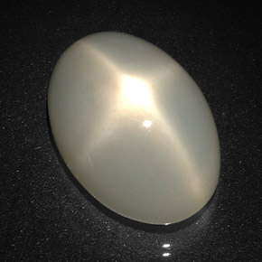 17.53 ct Cream Star Moonstone Stone, Natural Star Moonstone in Oval Cabochon Shape for Sale