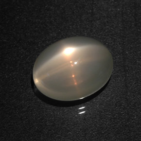 7.22 ct Cream Star Moonstone Gemstone, Star Moonstone Gem in Oval Cabochon Shape for Sale.