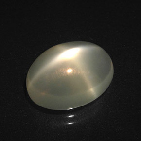 4.30 ct Cream Star Moonstone Stone, Natural Star Moonstone in Oval Cabochon Shape for Sale