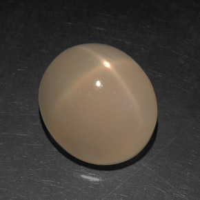 7.13 ct Cream Star Moonstone Gemstone, Star Moonstone Gem in Oval Cabochon Shape for Sale.
