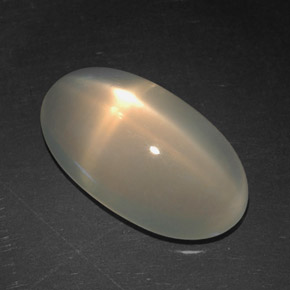 4.83 ct Cream Star Moonstone Gemstone, Star Moonstone Gem in Oval Cabochon Shape for Sale.
