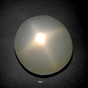 19.72 ct Cream Star Moonstone Stone, Natural Star Moonstone in Oval Cabochon Shape for Sale