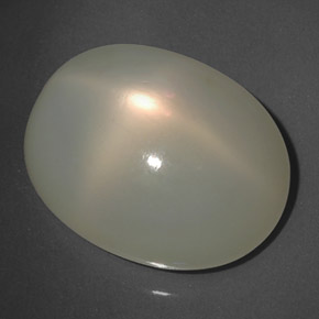 17.3ct Oval Cabochon Cream Star Moonstone for sale thumb image of 17.3ct Oval Cabochon Cream Star Moonstone (ID: 325814)