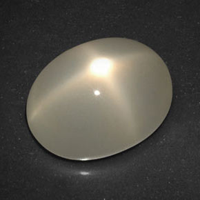 7.17 ct Orange Star Moonstone Stone, Natural Star Moonstone in Oval Cabochon Shape for Sale