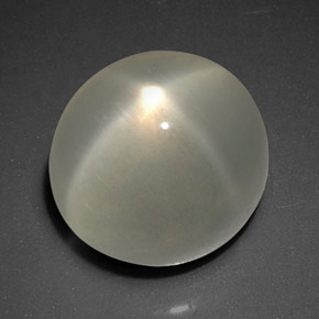7.95 ct Cream Star Moonstone Stone, Natural Star Moonstone in Oval Cabochon Shape for Sale