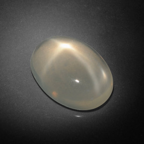 8.17 ct Cream Star Moonstone Stone, Natural Star Moonstone in Oval Cabochon Shape for Sale