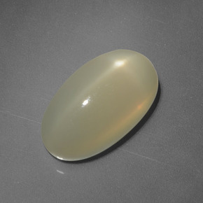 6.91 ct Cream Star Moonstone Gemstone, Star Moonstone Gem in Oval Cabochon Shape for Sale.