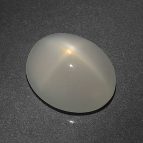 3.56 ct Cream Star Moonstone Gemstone, Star Moonstone Gem in Oval Cabochon Shape for Sale.