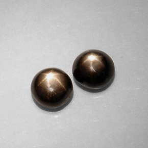 1.97 ct Black Star Sapphire Stone, Natural Star Sapphire in Round Cabochon Shape for Sale