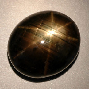 Star Sapphire Gemstone in 17.6 x 15.1 mm Size for Sale, Star Sapphire Stone in Black Color