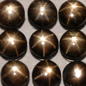 7.00 ct Black Star Sapphire Stone, Natural Star Sapphire in Round Cabochon Shape for Sale
