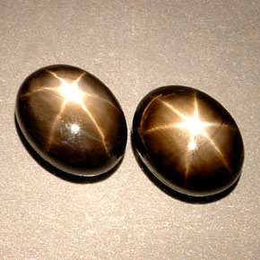 Star Sapphire Gemstone in 8 x 6 mm (calibrated) Size for Sale, Star Sapphire Stone in Black Color