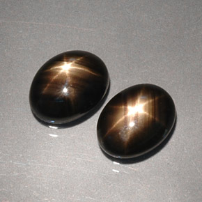 Star Sapphire Gemstone in 8 x 6 mm (calibrated) Size for Sale, Star Sapphire Stone in Black Color