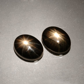 Star Sapphire Gemstone in 8 x 6 mm (calibrated) Size for Sale, Star Sapphire Stone in Black Color