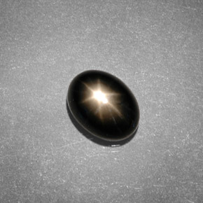 Star Sapphire Gemstone in 8 x 6 mm (calibrated) Size for Sale, Star Sapphire Stone in Black Golden Color