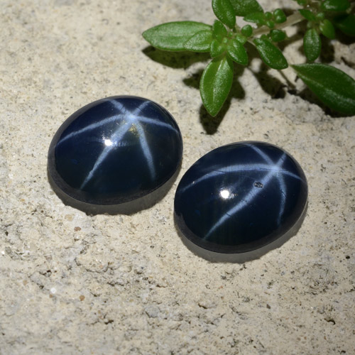 Dark Blue Star Sapphire Gem - 2.3ct Oval Cabochon (ID: 478649)