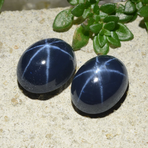 Dark Blue Star Sapphire Gem - 3.2ct Oval Cabochon (ID: 478767)