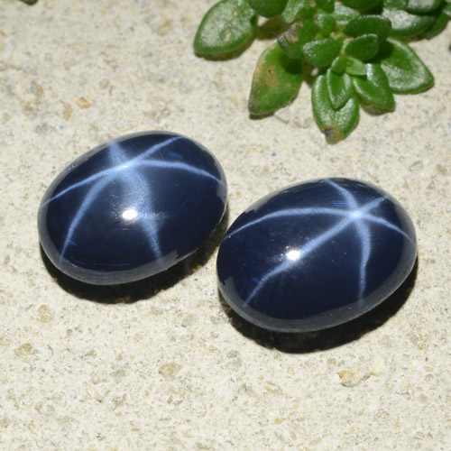 Deep Navy Blue Star Sapphire Gem - 2.6ct Oval Cabochon (ID: 478768)