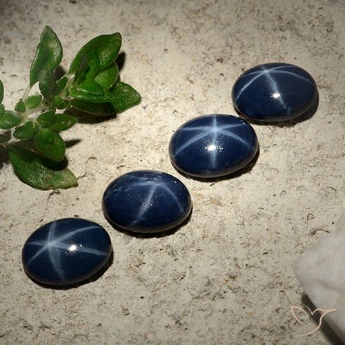 3.92ctw Natural Deep Navy Blue Star Sapphire, Oval, Opaque