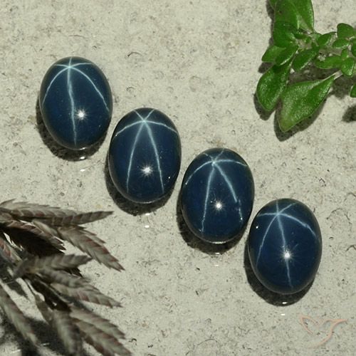 Zafiro estrella azul de 4,92 quilates, corte ovalado de 7 x 5,2 mm de Tailandia, Photo A