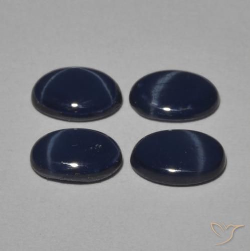 Star Sapphire Gemstones in 7 x 5 mm (calibrated) Size for Sale, Star Sapphire Stones in Dark Blue Color