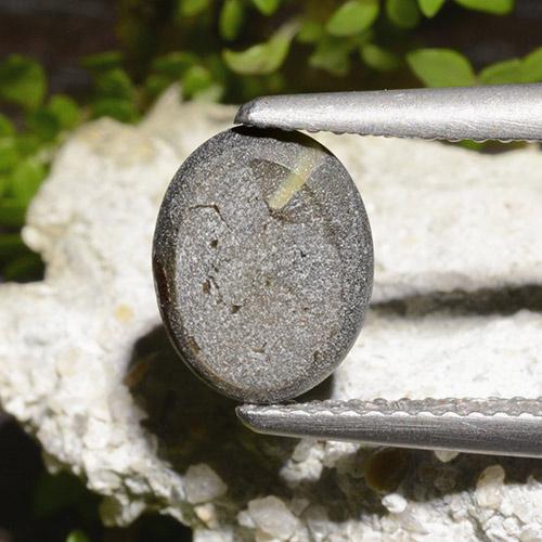 Star Sapphire Gemstone in 9.2 x 7.3 mm Size for Sale, Star Sapphire Stone in Black Color